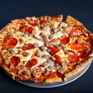 Pizzas made famous by Mo's Pub.